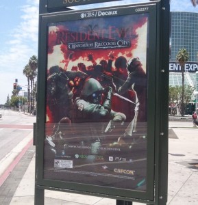 Banner de Resident Evil: Operation Raccoon City está na entrada da E3